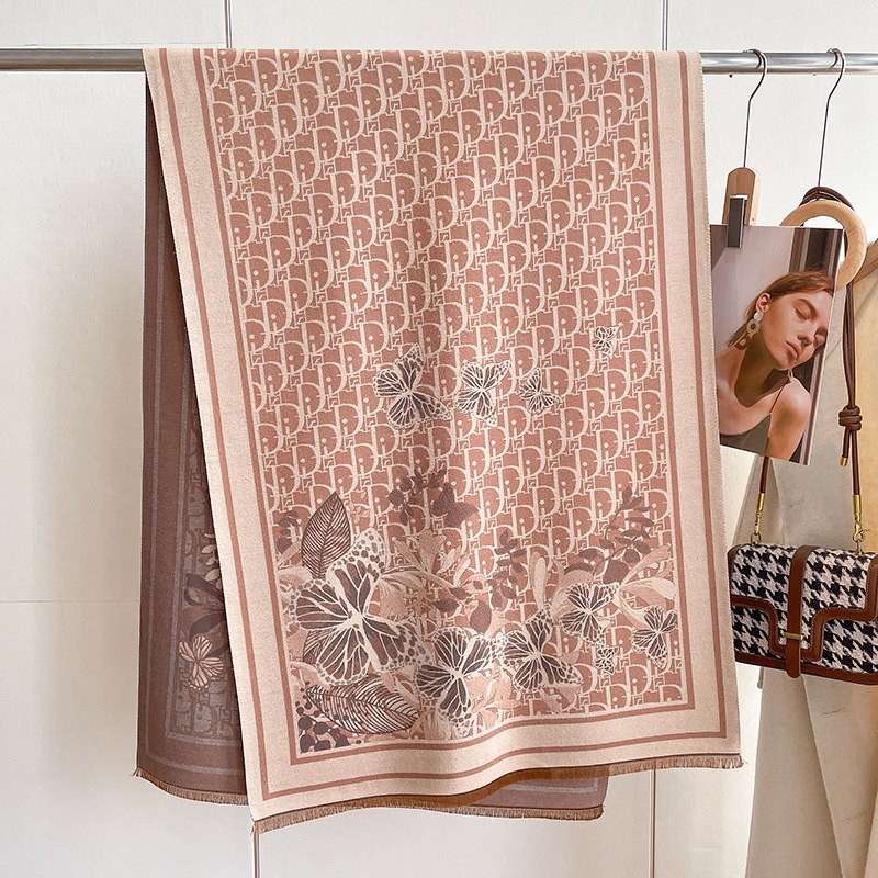 Europa y América nueva letra D mariposa impresa bufanda de las mujeres de doble cara chal de Cachemira de alta gama de moda bufanda caliente