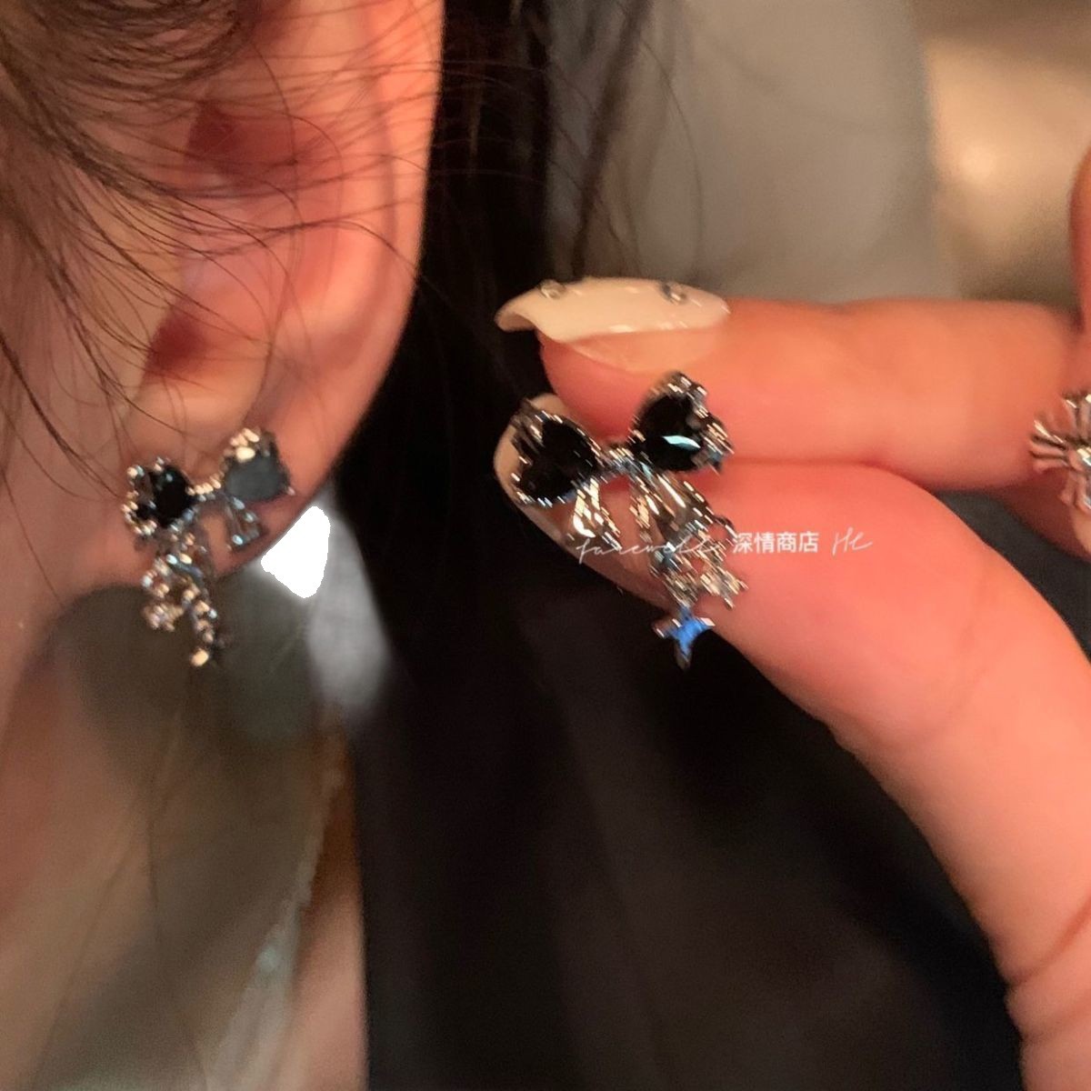¡Estrellas brillantes! Arco Zircon Stud aretes nicho femenino diseño de alto grado pendientes de moda temperamento Internet pendientes de celebridades image 5
