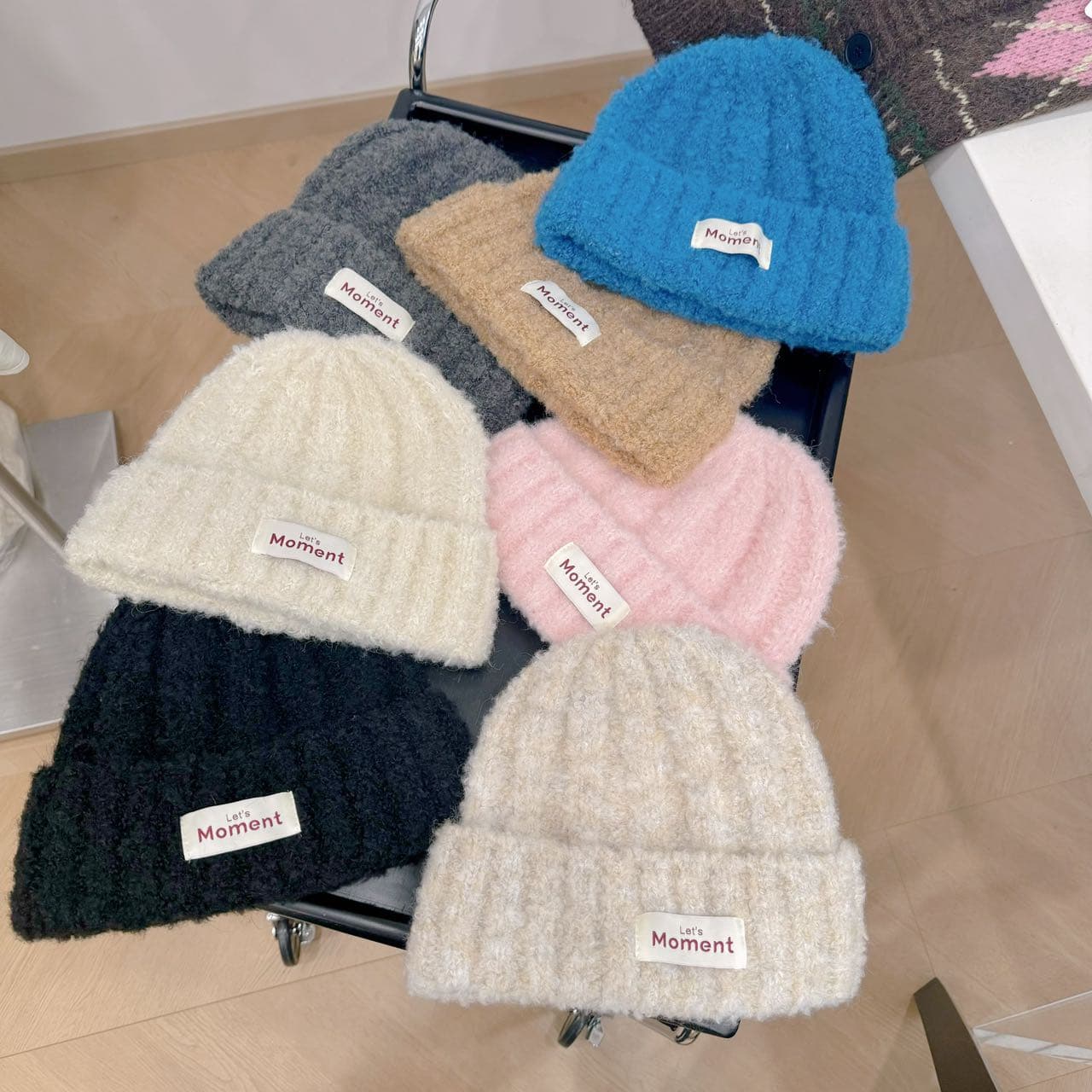 韩版时尚贴布针织帽秋冬加厚保暖毛线帽情侣百搭套头帽子软糯舒适