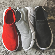 弹力袜子鞋情侣新款一男一女韩潮2024冬季飞织运动鞋百搭透气男鞋