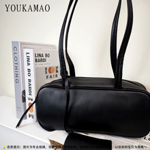 2025新款女包韩版头层牛皮波士顿复古手提枕头包单肩腋下法棍包