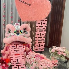 結婚式の装飾ライオンウェイクアップ結婚式の部屋レイアウトセット紙凧フラワーダンス獅子頭装飾品結婚式のドレッシングガウン写真の背景壁