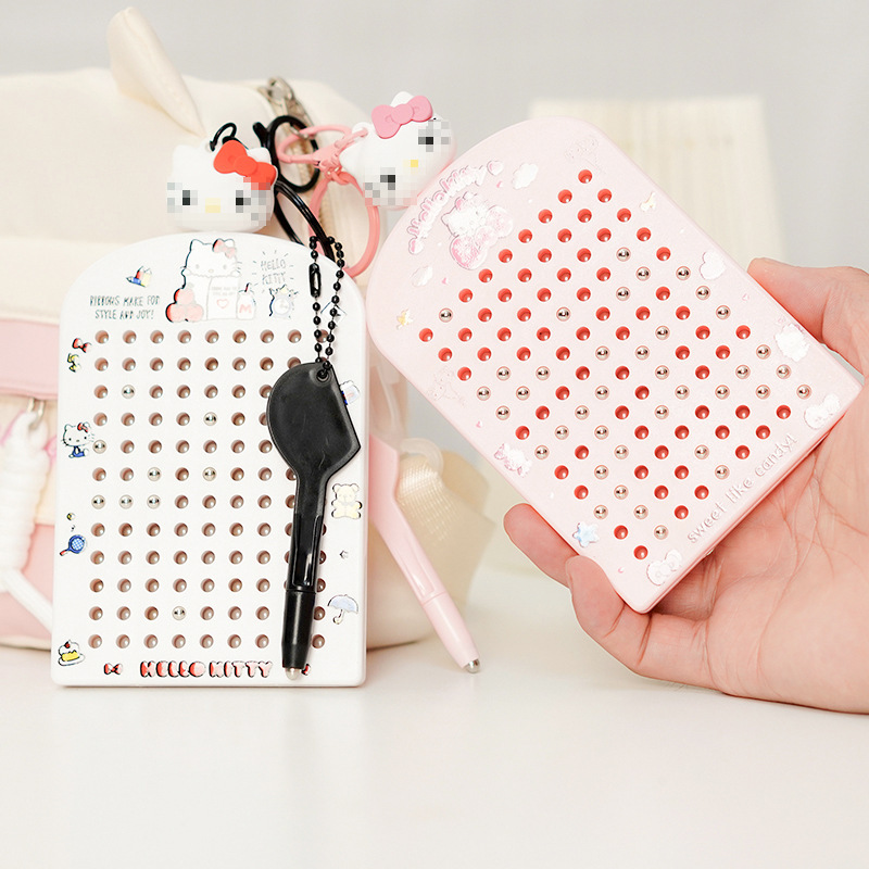 Kt Door Type Magnetic Suction Cup Drawing Board Maze Keychain DIY Pendant Kidsren's Toys Pvc Keychain Accessories Manufacturer