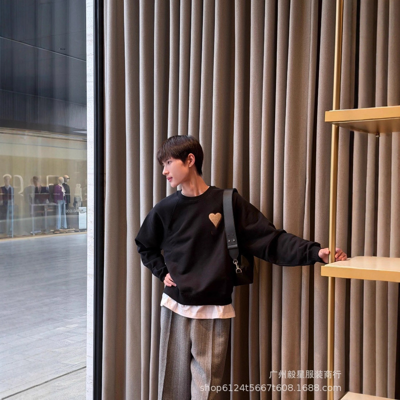 High Version Ami Letter Heart-Shaped Round Neck Long-Sleeved Round Neck Sweatshirt European and American Loose Off-Shoulder Ins Same Style for Men and Women