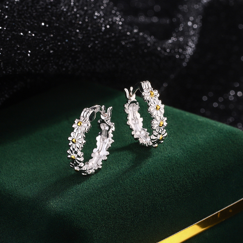 帝丰999足银小雏菊花朵耳扣女ins夏季小清新素圈耳环轻奢简约耳饰