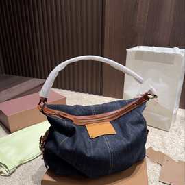 古丹宁牛仔腋下手提迷你斜挎饭盒包24早春新款时尚潮流休闲hobo