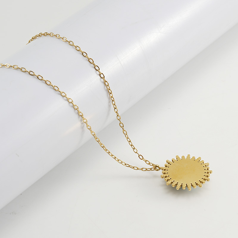 1 Piece Simple Style Round Flower Stainless Steel Titanium Steel Plating Inlay Turquoise Pendant Necklace_colorza_4