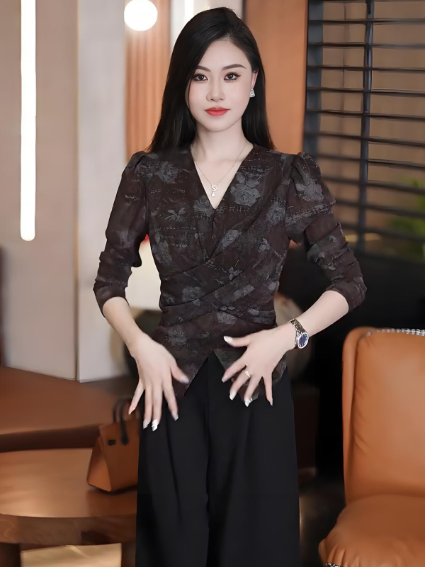时尚长袖印花T恤女2025秋季新款不规则修身显瘦上衣气质V领打底衫|undefined