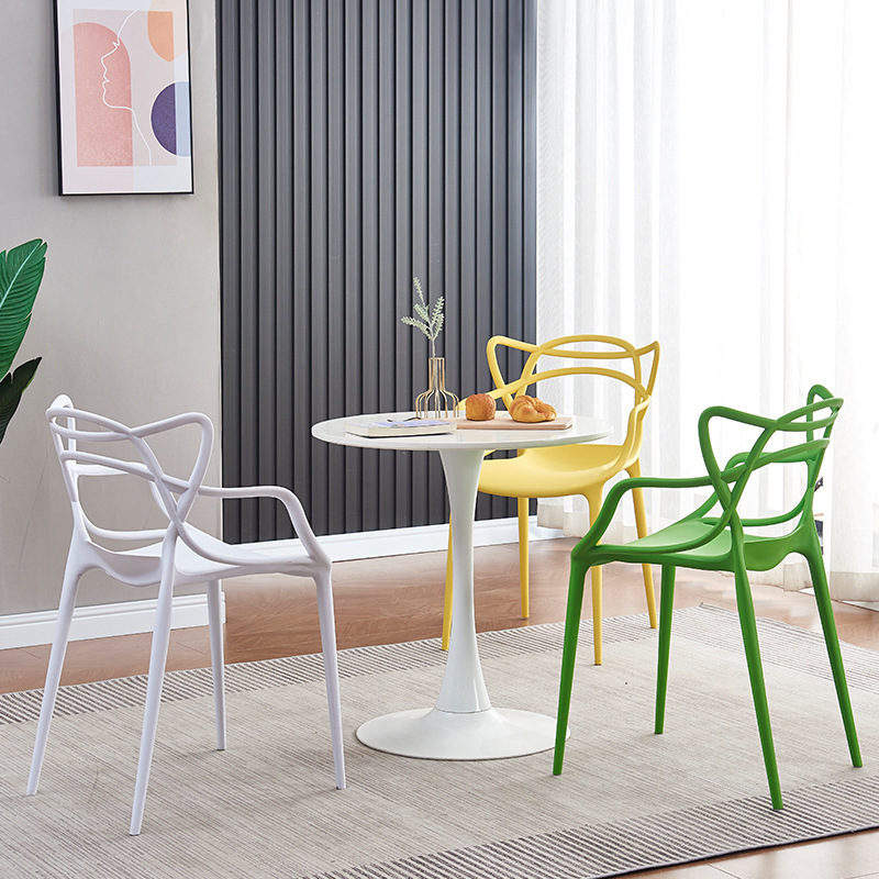 Silla de comedor nórdica red silla de maquillaje silla de plástico moderna silla simple silla de gato plástico casero taburetes apilables