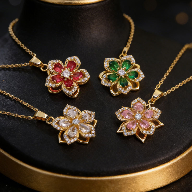 [Copper Micro-inlaid Zircon] European and American Five-petal Flower 360 ° Rotating Pendant Necklace Temperament Light Luxury Niche Design Sense