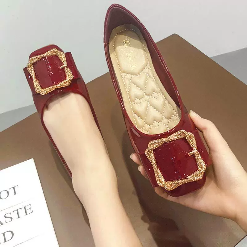 2021 весна и осень новая корейская версия одиночной обуви женская мода дикая квадратная голова неглубокая подошва мягкая подошва бобовая обувь для ног женская обувь