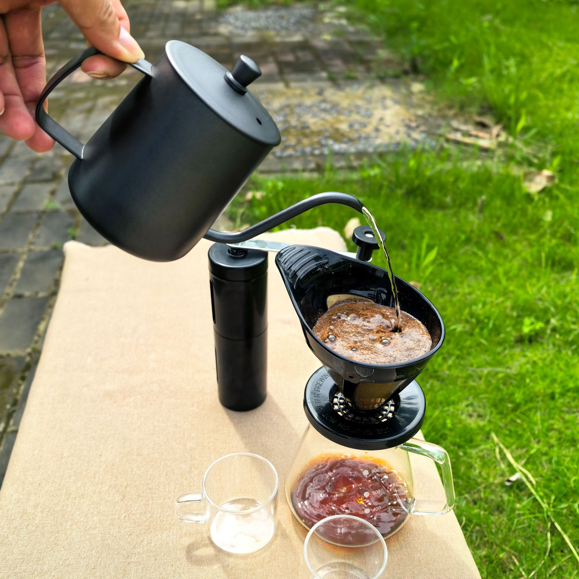 Caja de regalo de café de lavado a mano, molino de frijoles de mano, tazas de vidrio de alto silicio de silicio, malla de acero de metal, viajes al aire libre portátiles
