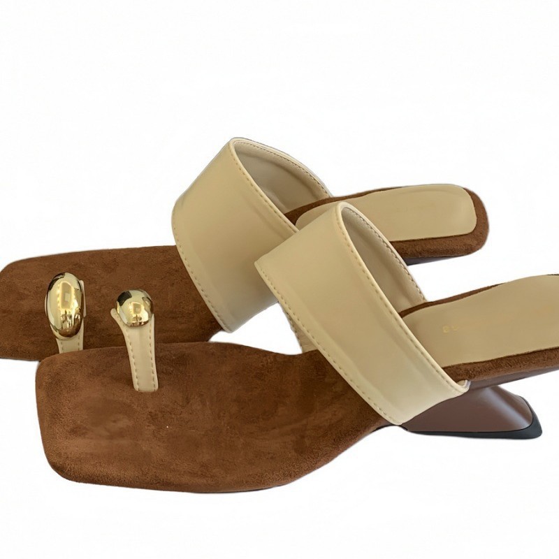 In Stock 2026 New Vintage Square-toed Chunky Slip-on Sandals For Women, Summer Outdoor Wear, Metal Buckle With Unique_vogvips.com