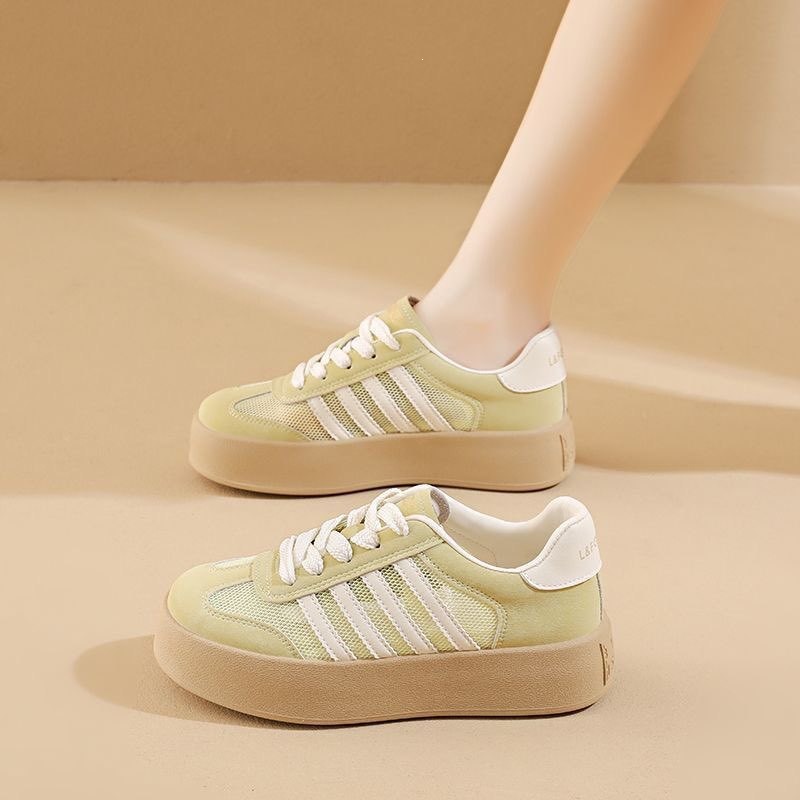 Zapatos de mujer zapatos de verano 2026 nuevos zapatos casuales transpirables de malla gruesa de suela suave zapatos de entrenamiento alemán para mujeres