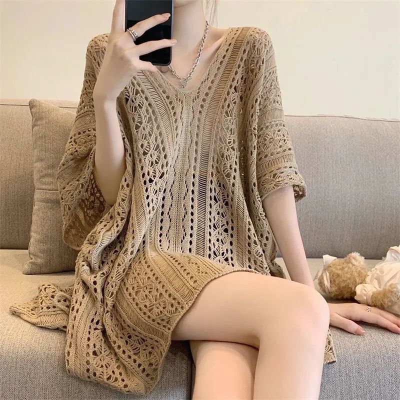 Retro V-Neck Fishnet Pure Color Cut Out Knitwear Women's Summer Design Niche Loose Slimming Look Outer Top Trendy