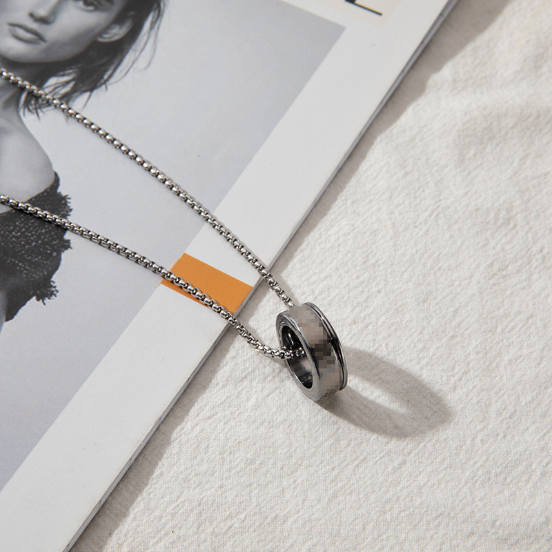 Men's necklace