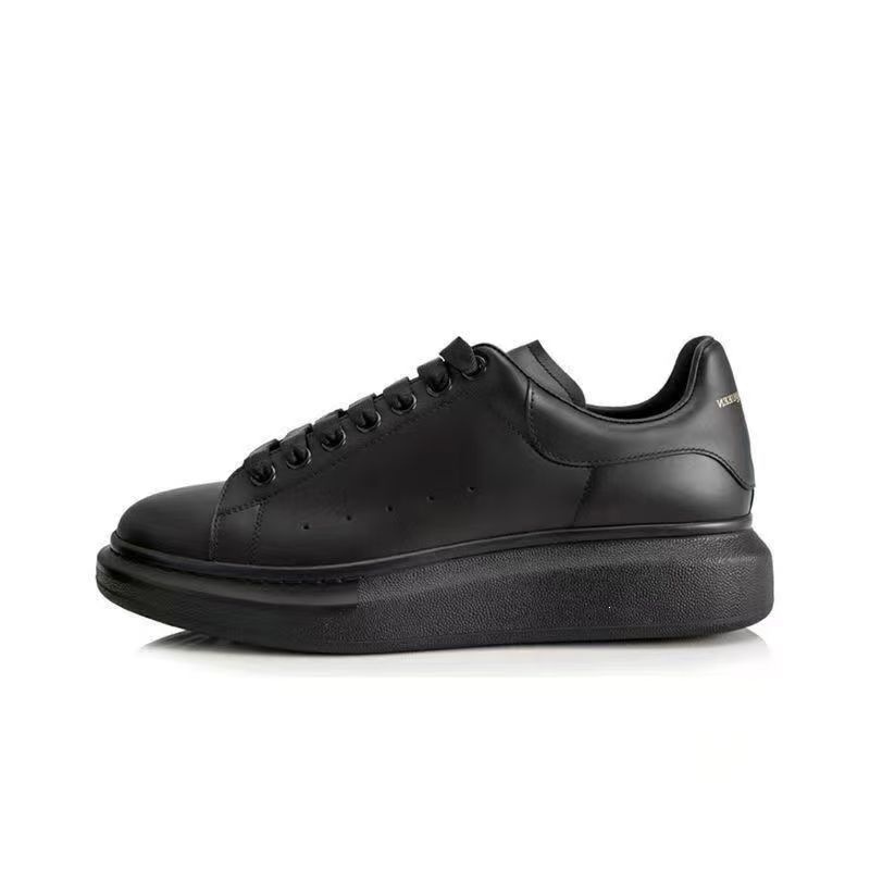 Alexander McQueen Oversized Triple Black 553761WHV671000