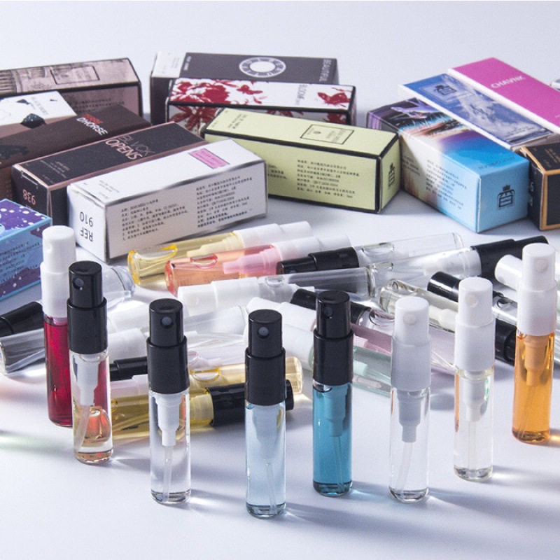 Bestselling supply small town Yixiang test tube perfume for men and women, gift set small gift to give as a gift 3ml box with spray