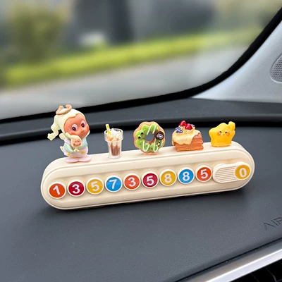 Nömrəli dayanma kartı Star Design for Car, Creative - holding-it-in-the-palm-of-your-hand-colorful-parking-sign