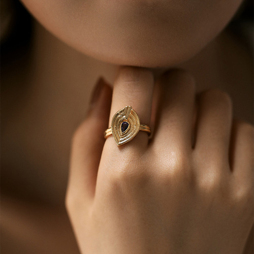 High-end brass-plated 18K gold butterfly animal design personalized ring with exquisite diamond drop design