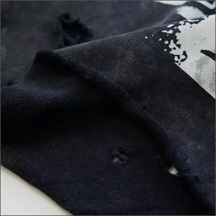 Felpa girocollo unisex casual nera con slogan invertito_voghion.com
