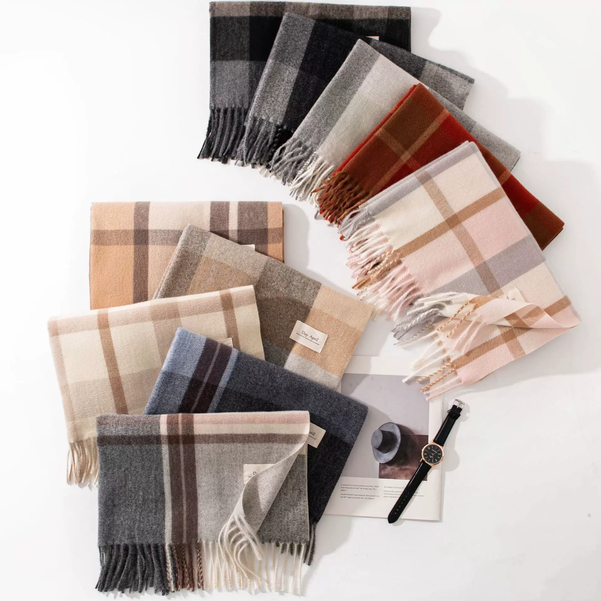 围巾披肩高级感 男女百搭加厚秋冬季新款格子保暖围脖舒适柔软