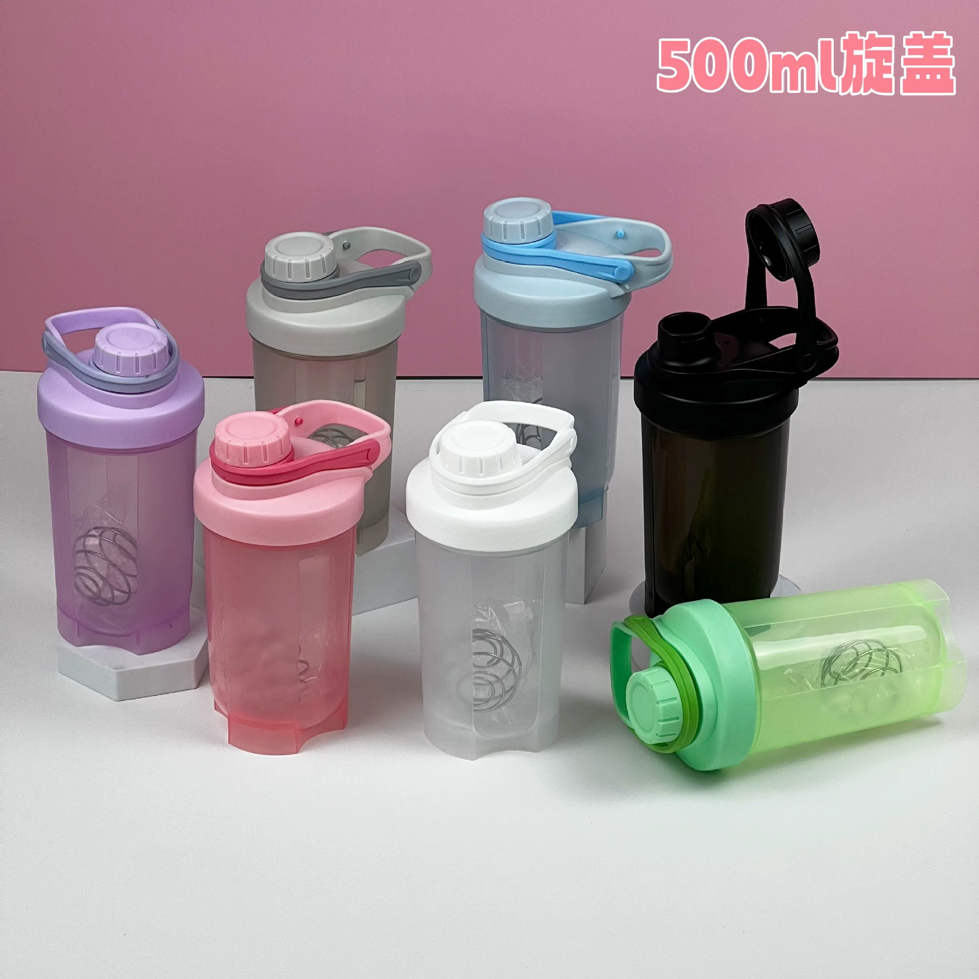 500 мл спиральной крышки встряхивая чашка пластиковый протеиновый порошок молочный стакан для фитнеса спортивная водная чашка с шкалой