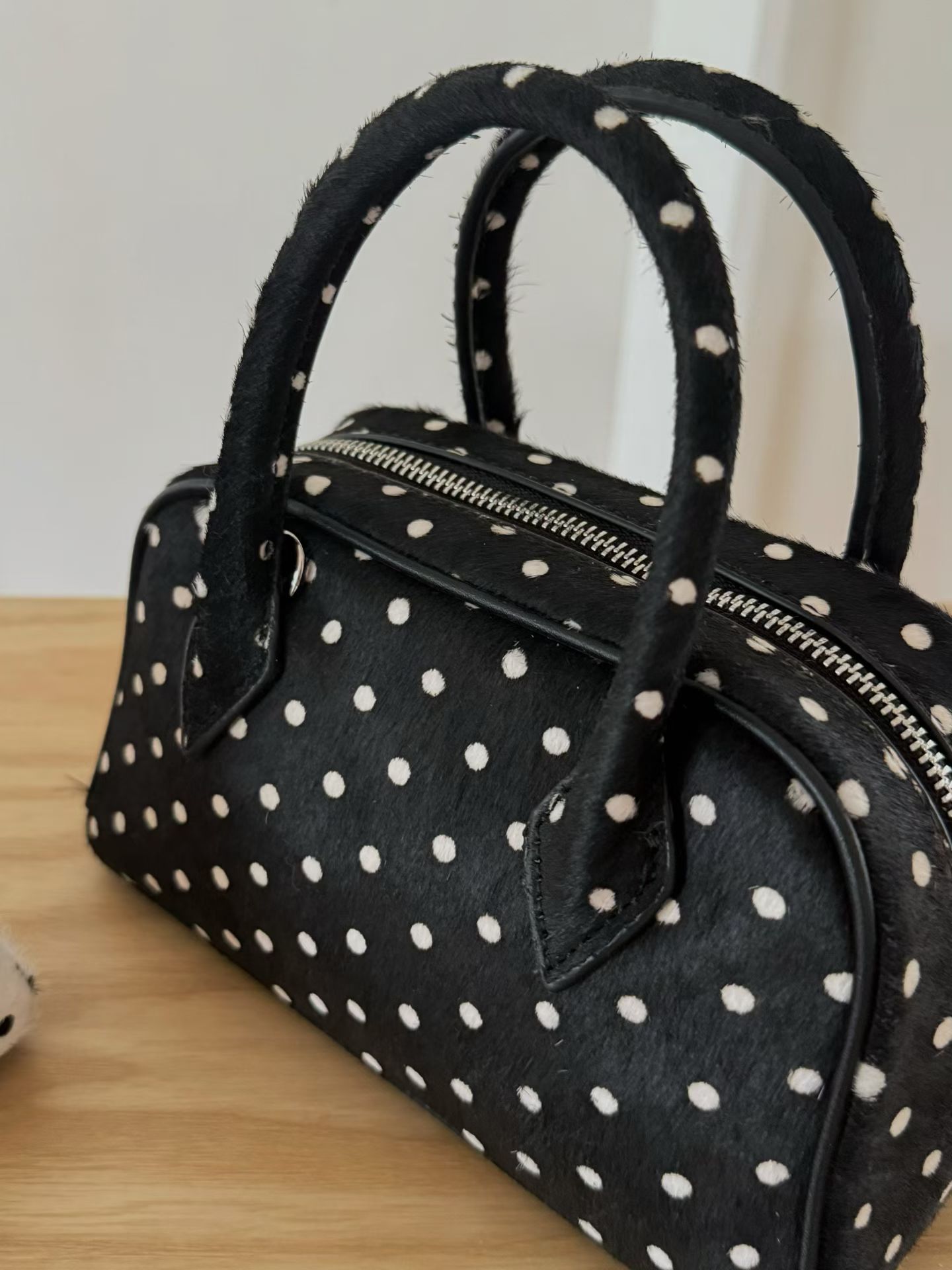 Niche Design Horsehair Polka Dot Boston Handbag Genuine Cowhide Leather Commuter Small Tote Bag - Thumbnail 6