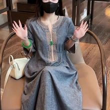 新中式国风印花V领连衣裙女2025夏季新款宽松显瘦休闲气质长裙子