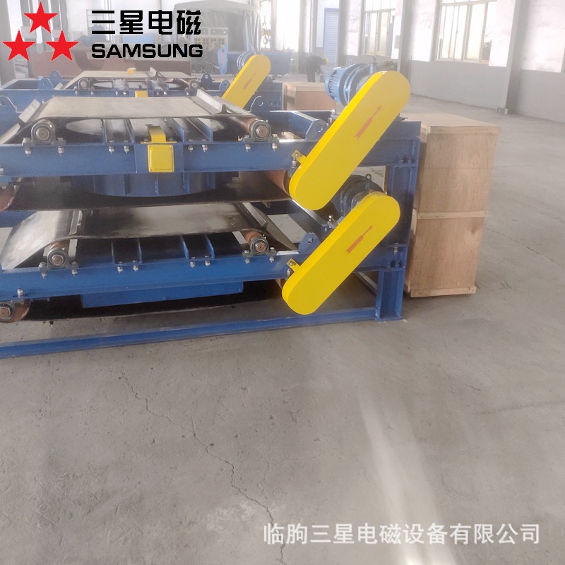 电磁除铁器厂家直销   RCDD电磁自卸式除铁器