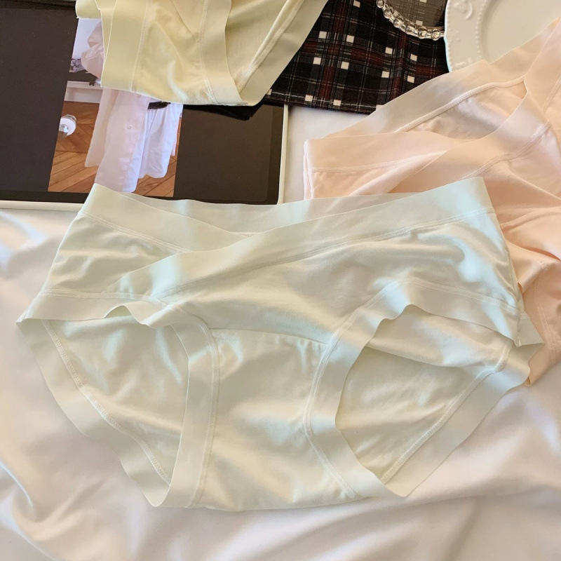 Class A Antibacterial Maternity Panties for Women, Soft Low-Waist V-Shaped Plus Size Seamless Breathable Thin Triangle Briefs for Early, Mid, and Late Pregnancy Class A Antibacterial Maternity Panties for Women, Soft Low-Waist V-Shaped Plus Size Seamless Breathable Thin Triangle Briefs for Early, Mid, and Late Pregnancy