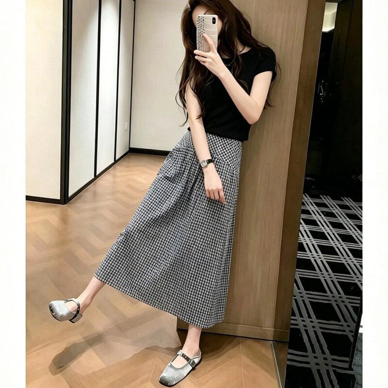 Women's Fashionable and Stylish 2026 Summer New Fashion Suit, Two-Piece Set for Work and Commuting, Elegant and Classy Women's Fashionable and Stylish 2026 Summer New Fashion Suit, Two-Piece Set for Work and Commuting, Elegant and Classy