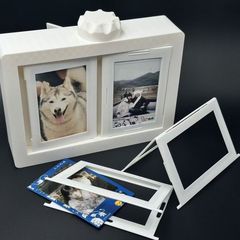 3Dプリントは、12 ~ 24枚の写真 (54mm × 85mm) のフォトフレームを格納できます