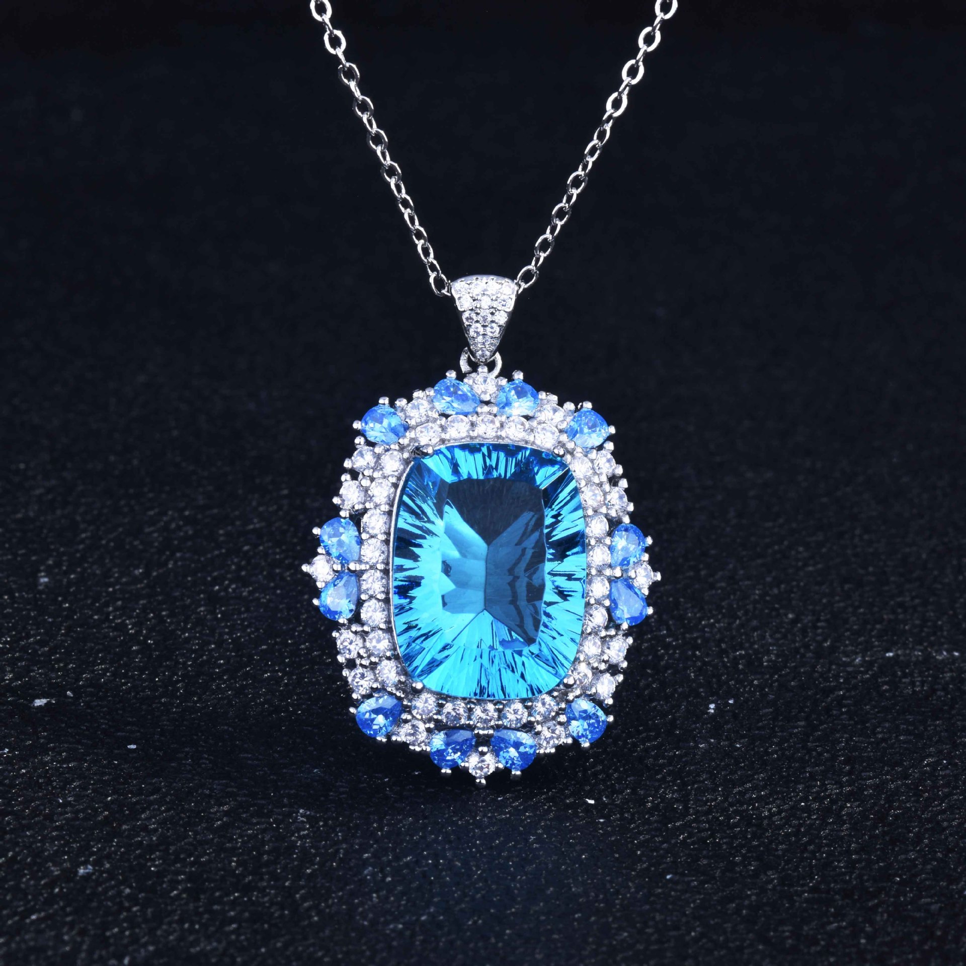 Tik Tok Live Stream Advanced Custom Jewelry Necklace Millennium Cutting Lemon Crystal Pendant Amethyst Topaz Necklace display picture 1