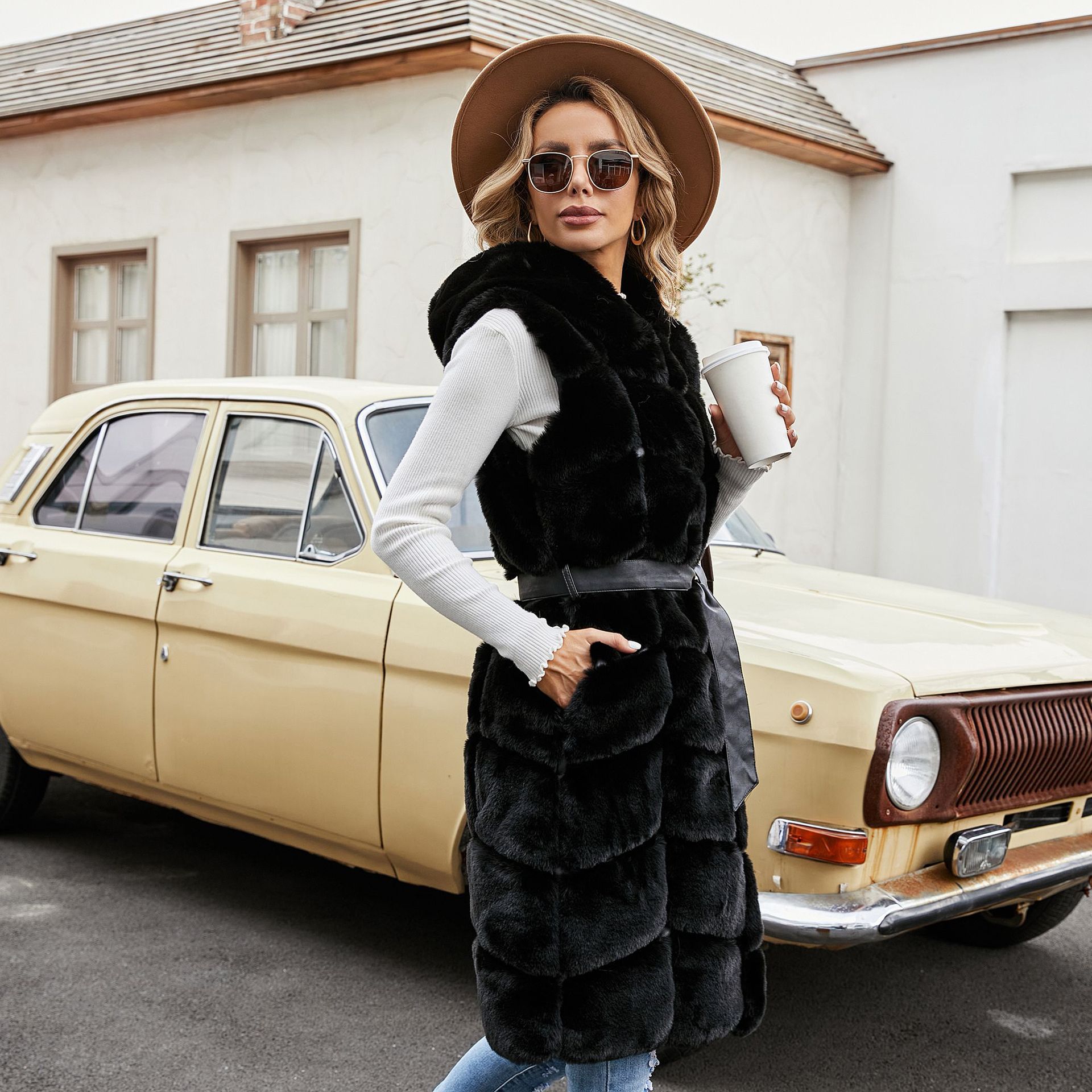 Nuevo de gama alta con capucha chaleco grande chal de las mujeres Otoño e Invierno grueso moda color sólido diamante con cinturón Cachemira-como caliente