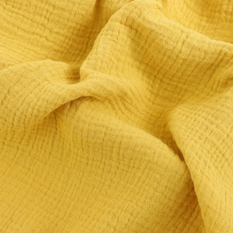 Обработка и индивидуальная настройка двухслойной марлевой ткани из чистого хлопка, окрашенной креповой ткани, а также ткани из чистого хлопка, пропитанной для придания объема, для младенцев и детей.