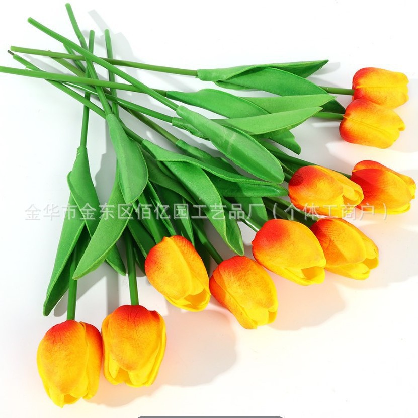 Fábrica directa de venta al por mayor de flores de tulipas de imitación de flores de mano decoración floral de boda