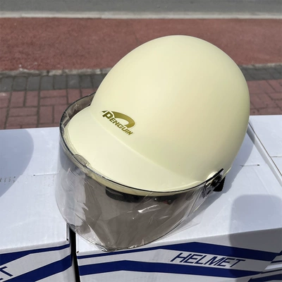 Penguin Motorcycle Helmet Piao Helmet Motorcycle: Motosiklet dəbilqələri - one-size-fits-all-matt-milk-white-new-standard-standard-light-tea-lenses