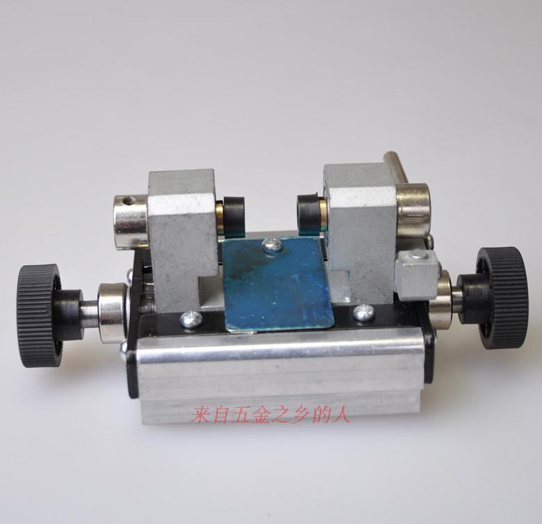 台钻小型珠子打孔机木圆珠夹具桶珠夹持钻床挂件吊坠钻眼钻孔器座