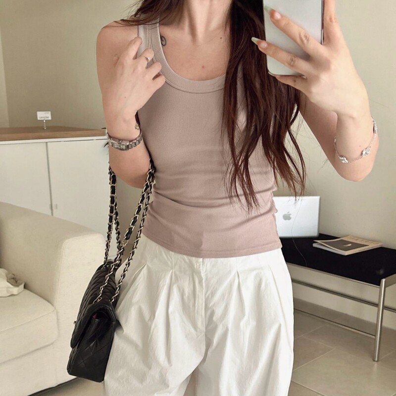 New Product 8908 Round Neck Korean Back Basic Item Tight Vest Lace Beautiful Back Inner Wear Versatile Vest with Breast Pads for Women