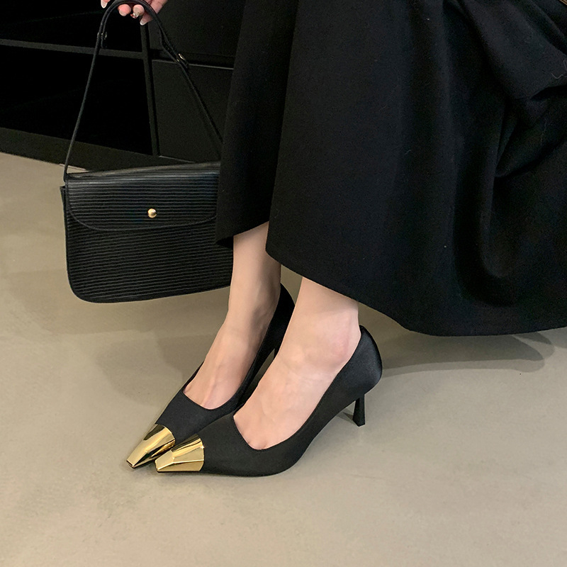 2025 Spring and Autumn New European and American Fashion High Heels Metal Shoes Square Head Light Mature Commuter All-match Temperament Shoes 7cm 2025 Spring and Autumn New European and American Fashion High Heels Metal Shoes Square Head Light Mature Commuter All-match Temperament Shoes 7cm