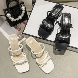 Sandals for Women's Summer Outer Wear 2024 New Fashion Versatile Thick Heel Fairy Style Retro French Niche High Heels