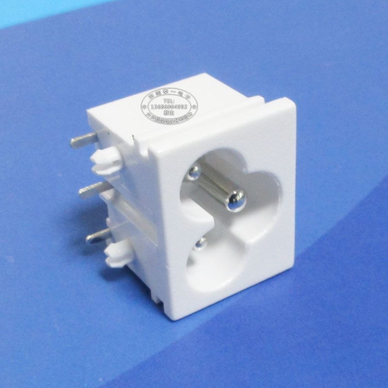 3脚90度焊板脚双定位白梅花接口 23*18白色全铜阻燃料AC插座DB-6