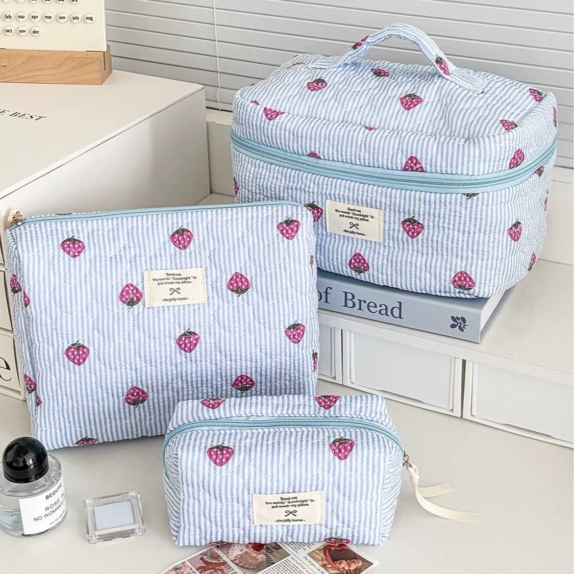 Capacious cosmetic bag with bow, handheld soft organizer bag, flowered