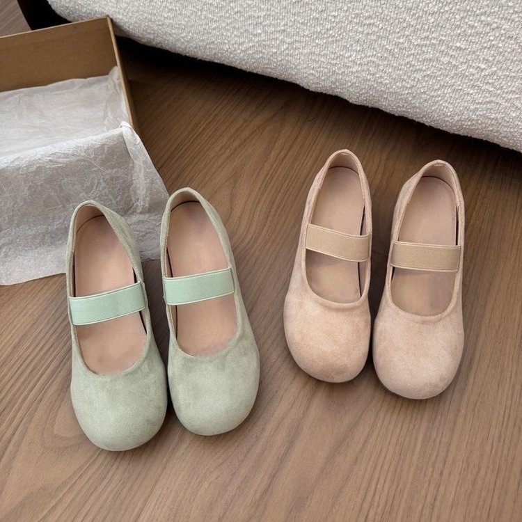 Retro estilo francés de tacones gruesos y superficiales zapatos de una sola mujer 2026 nueva primavera versátil hombre pequeño aumento de altura con suela suave zapatos mary-zhen