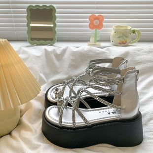 Beautiful and Not Tiring for Women's Summer 2025 New Roman Sandals for Small People with Thick Soles and Open Toes for the Beach