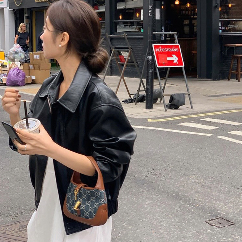 韓国風レトロラペルショートレザージャケット 2026春秋 小柄な方向けゆったりカジュアルジャケット レディース