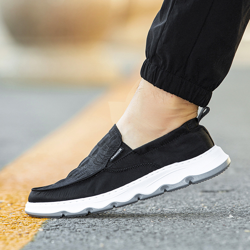 Zapatos de hombre 2026 nuevos zapatos casuales de hombre viejos zapatos de lona de Beijing de moda coreana transpirables de un pie zapatos para hombre