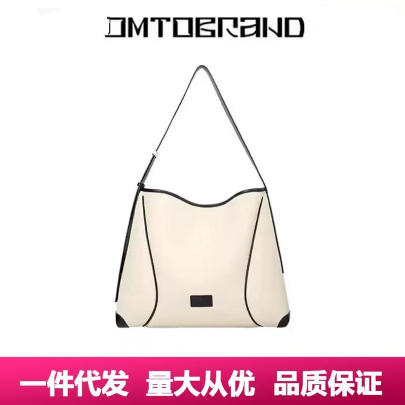 Omto New Oatmeal Soft Hobo Bag Autumn and Winter Imitation Canvas Crossbody Bag Women's Large-Capacity Commuter Handbag with a High-End Feel Omto New Oatmeal Soft Hobo Bag Autumn and Winter Imitation Canvas Crossbody Bag Women's Large-Capacity Commuter Handbag with a High-End Feel