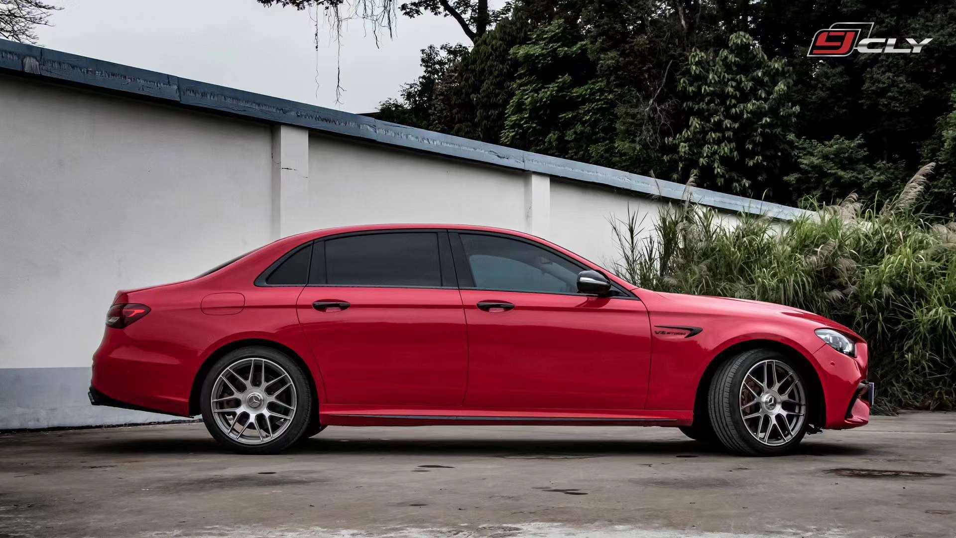 Applicable to 16-20 Mercedes-Benz E-Class W213 Old Change New 21-23 E63S AMG Wide Body Encirclement Kit